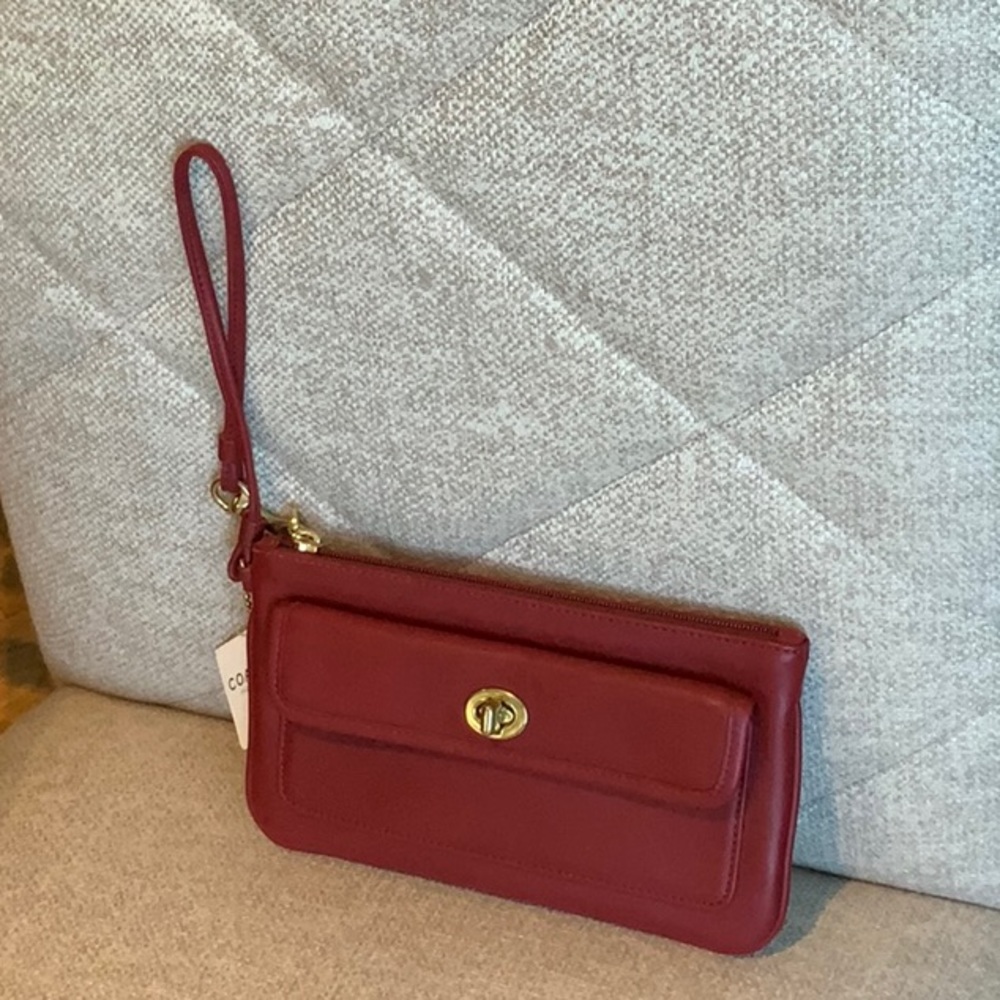 Coach Leather Wristlet Zipper Pouch